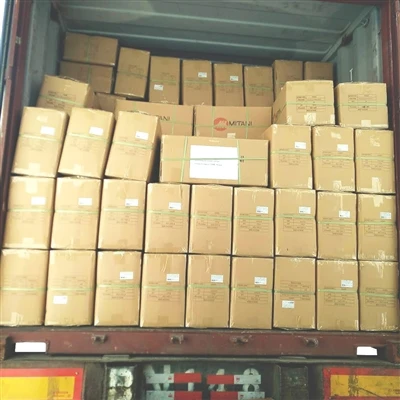 Halkfria bergsklättringshandskar-produkter kommer att skickas från angivna ha...
